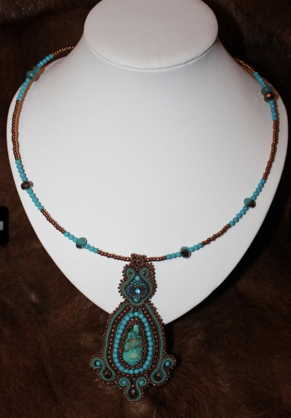 Альбом пользователя JuliaСhanterelle: Сутажный кулон