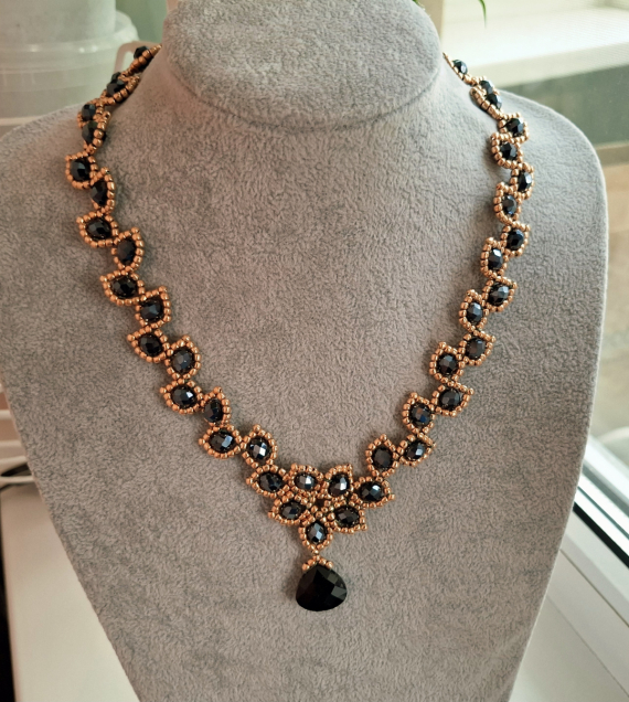 Альбом пользователя Азалия09: Подарочные колье.