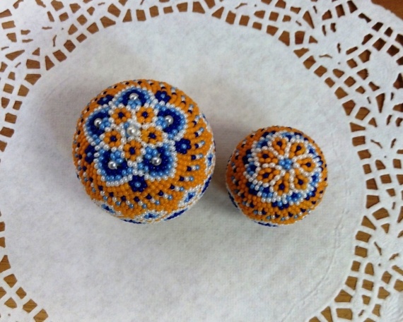 Альбом пользователя MaR_Ira: Яйца бисерные Апельсиновая парочка