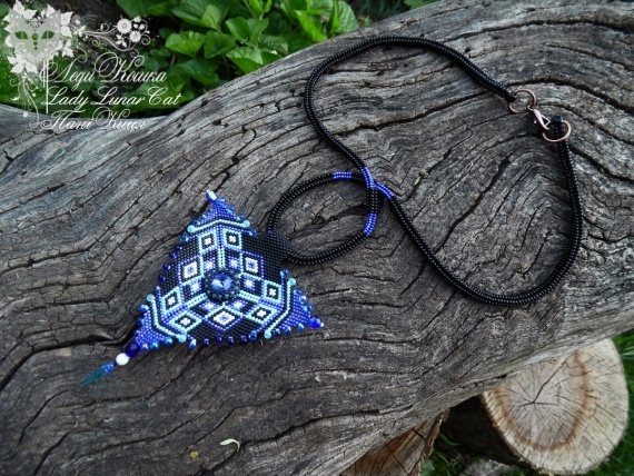 Альбом пользователя LadyLunarCat: Кулон "Космический сапфир"