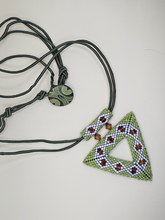 Альбом пользователя ElenaQueen: Кулон Треугольник