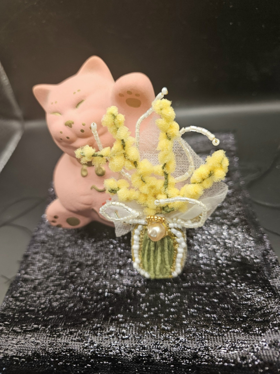 Альбом пользователя ElenaQueen: Брошь-бутоньерка Мимоза