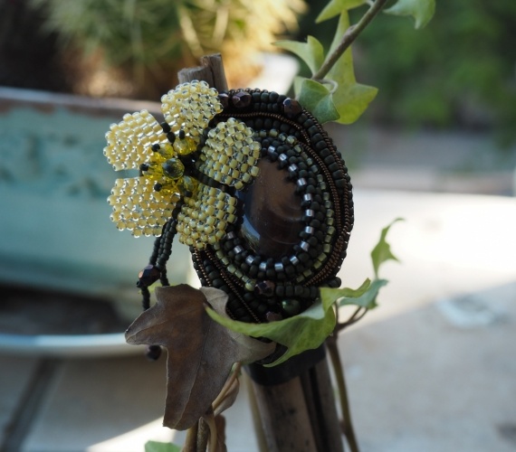 Альбом пользователя Portulaka: Брошь с жёлтым цветком