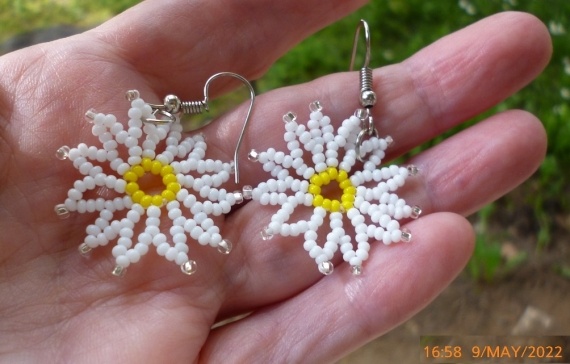 Альбом пользователя LanaGor: Серьги - белая хризантема