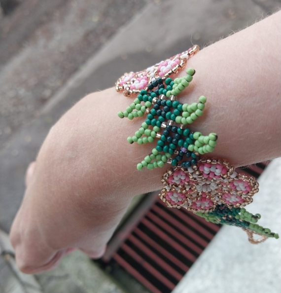 Альбом пользователя LanaGor: Браслет уичольский в розово-золотом