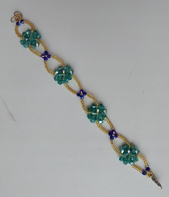 Альбом пользователя LanaGor: Простой браслетик с биконусами