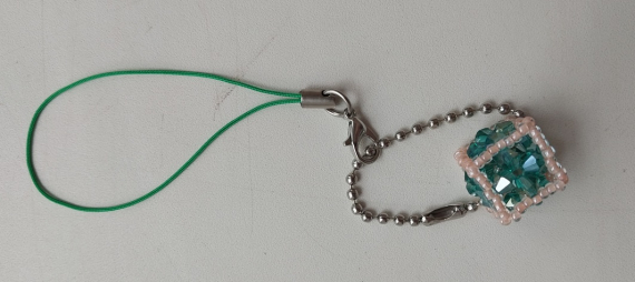 Альбом пользователя LanaGor: Два геометрических брелочка