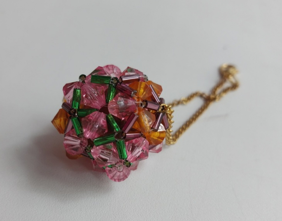 Альбом пользователя LanaGor: Два геометрических брелочка