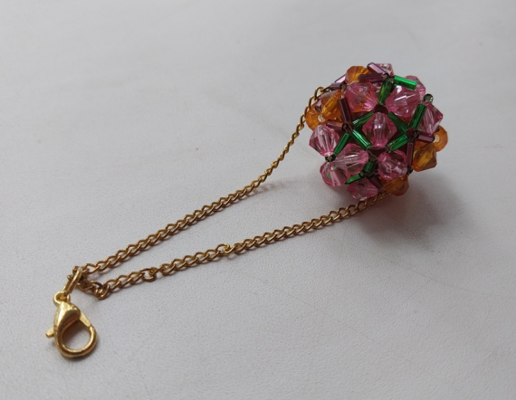 Альбом пользователя LanaGor: Два геометрических брелочка