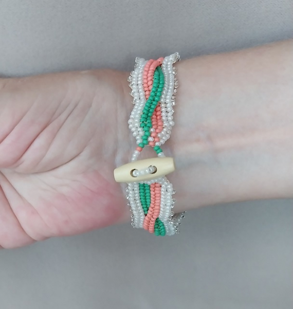 Альбом пользователя LanaGor: Браслет ндебеле с переплетом