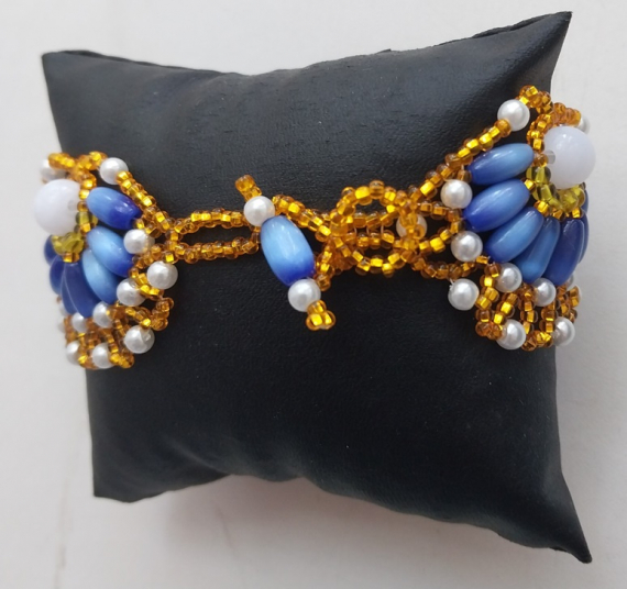 Альбом пользователя LanaGor: Браслет волнистый (по схеме Хуаниты Карлос)