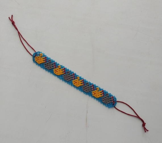 Альбом пользователя LanaGor: Браслетик Разноцветные гуси-лебеди