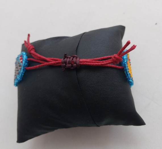 Альбом пользователя LanaGor: Браслетик Разноцветные гуси-лебеди