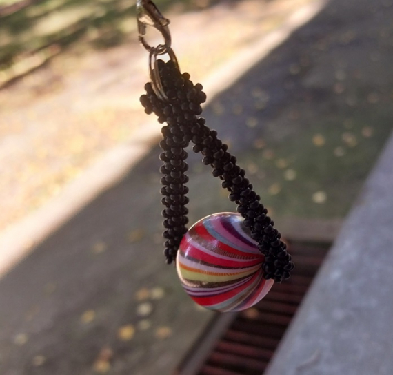 Альбом пользователя LanaGor: Брелок с бусиной