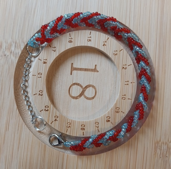 Альбом пользователя LanaGor: Два браслета косички