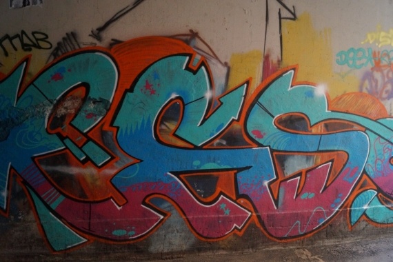 О жизни: Питерские граффити.