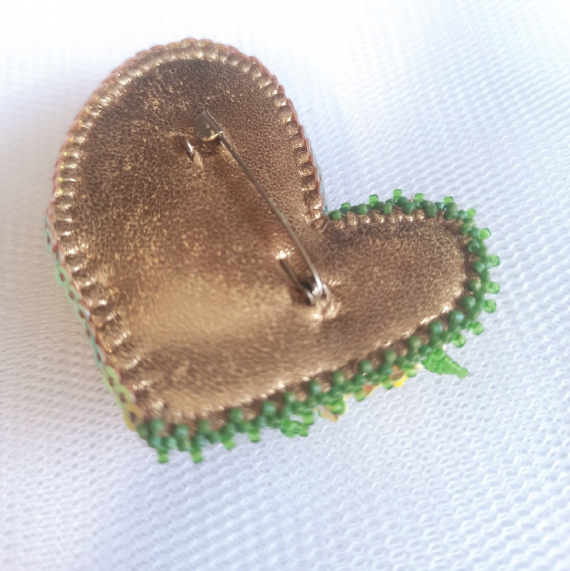 Альбом пользователя НовОля: Серия Цветочные сердца. Брошь Весна.