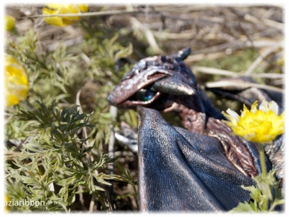 НЕбисерная лавка чудес: Кожаные броши-дракончики.