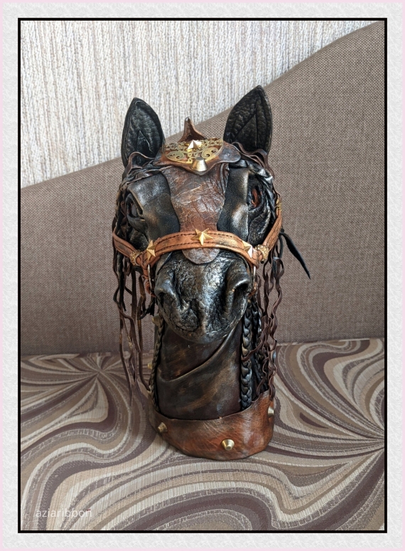 НЕбисерная лавка чудес: Новая кожаная сумка - Конь Огнегривый.