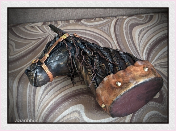 НЕбисерная лавка чудес: Новая кожаная сумка - Конь Огнегривый.