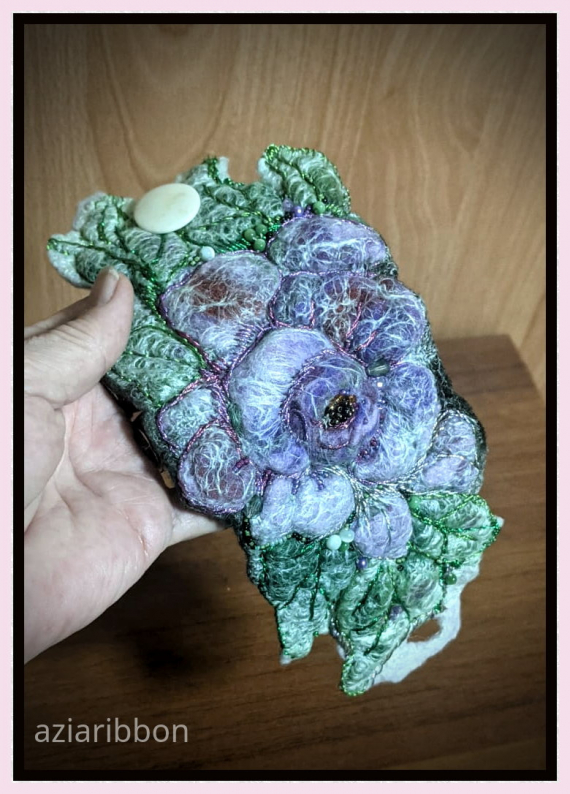 НЕбисерная лавка чудес: Браслет валяный