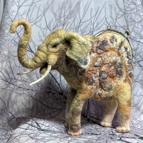 НЕбисерная лавка чудес: Просто слон)