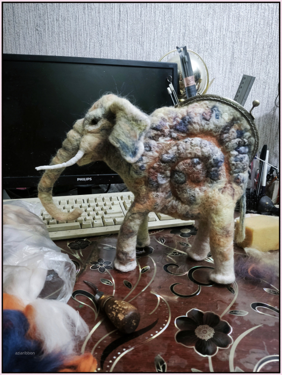 НЕбисерная лавка чудес: Просто слон)