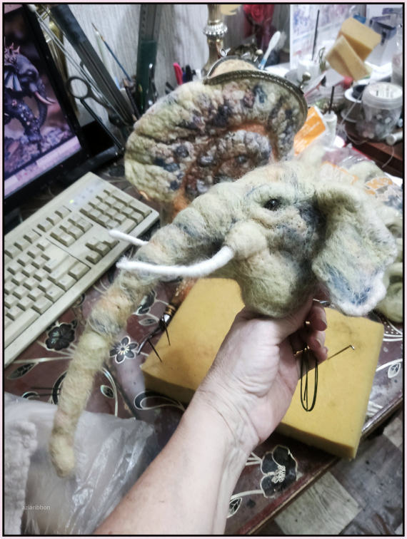 НЕбисерная лавка чудес: Просто слон)