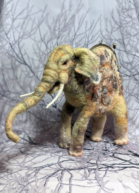 НЕбисерная лавка чудес: Просто слон)