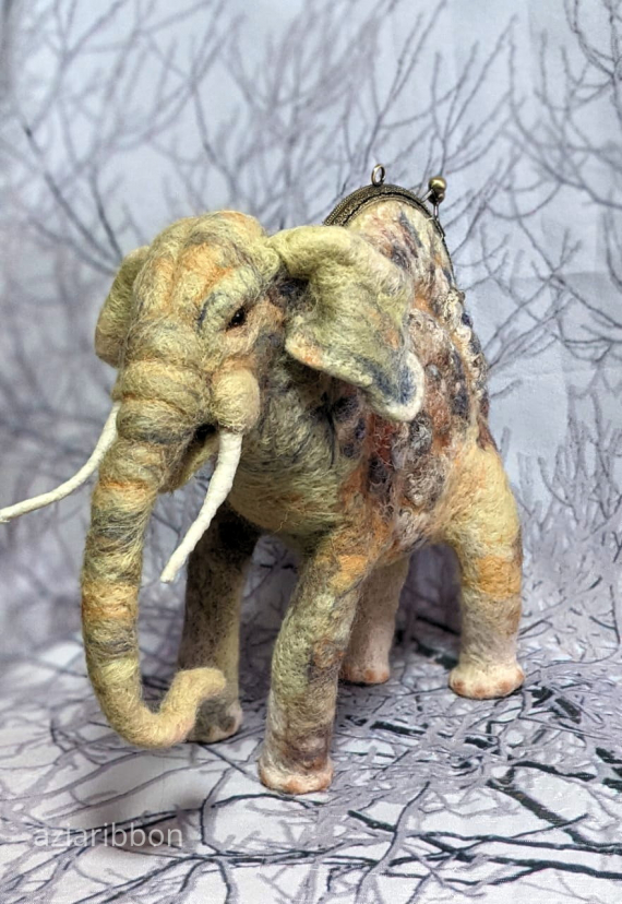 НЕбисерная лавка чудес: Просто слон)