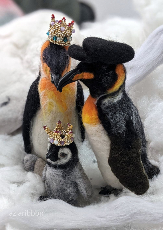 НЕбисерная лавка чудес: Новый валяный персонаж и воссоединение семьи Пингвинянов)