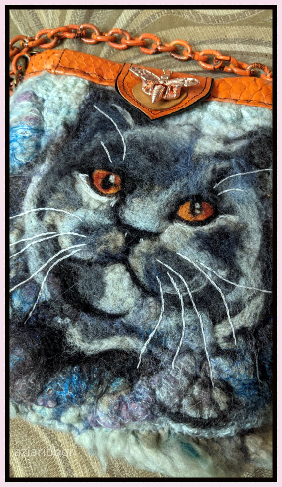 НЕбисерная лавка чудес: Валяная сумка Кот
