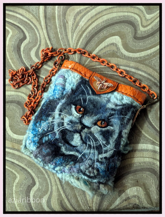 НЕбисерная лавка чудес: Валяная сумка Кот
