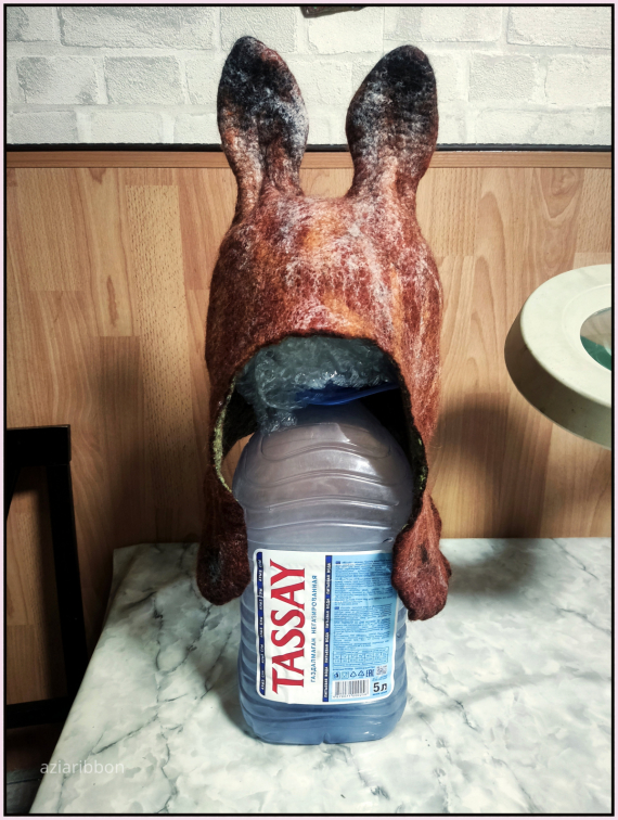 НЕбисерная лавка чудес: Ушки на макушки - продолжаю валять)