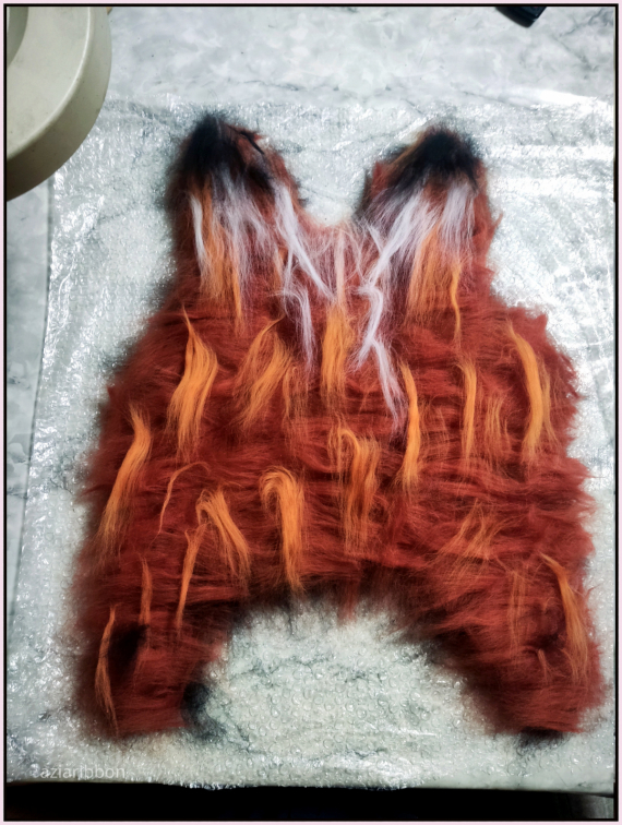 НЕбисерная лавка чудес: Ушки на макушки - продолжаю валять)