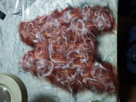 НЕбисерная лавка чудес: Ушки на макушки - продолжаю валять)