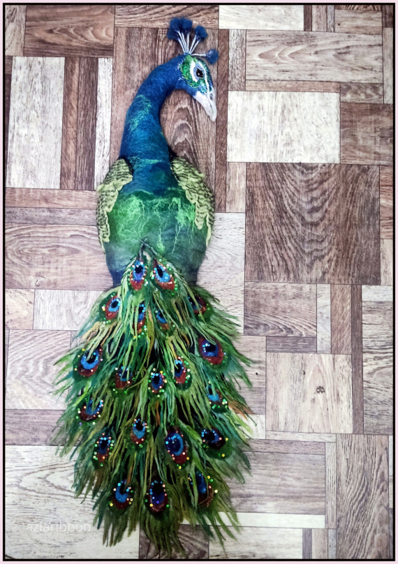 НЕбисерная лавка чудес: Интерьерный павлин, войлок.