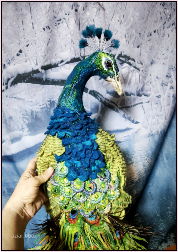 НЕбисерная лавка чудес: Интерьерный павлин, войлок.