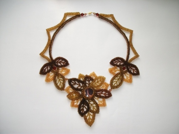 Альбом пользователя laras: Колье Осенний листопад