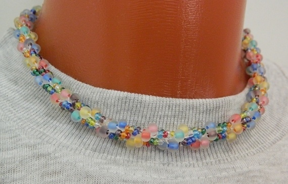 Альбом пользователя aska: Ожерелье для маленькой девочки Разноцветные листики