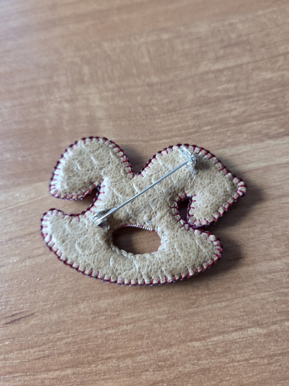 Альбом пользователя Новая: Брошь Конь в яблоках