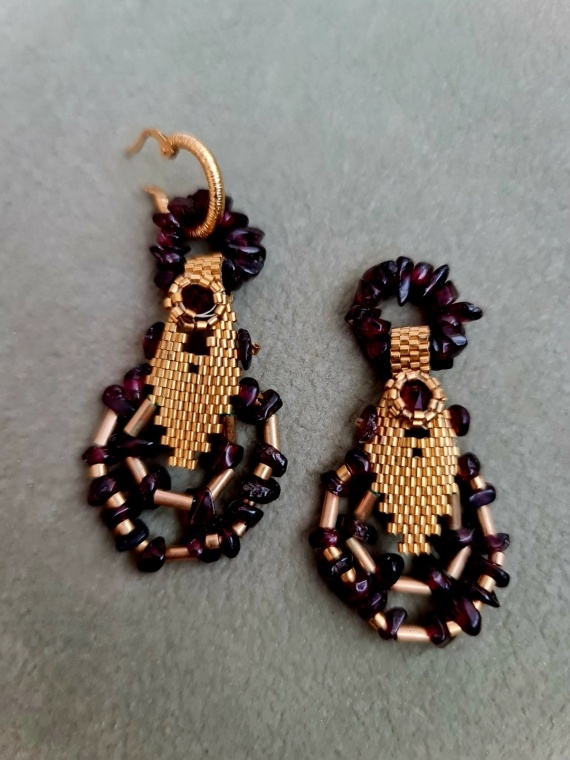 Альбом пользователя MarianaB: Гранатовые серьги Летние листочки