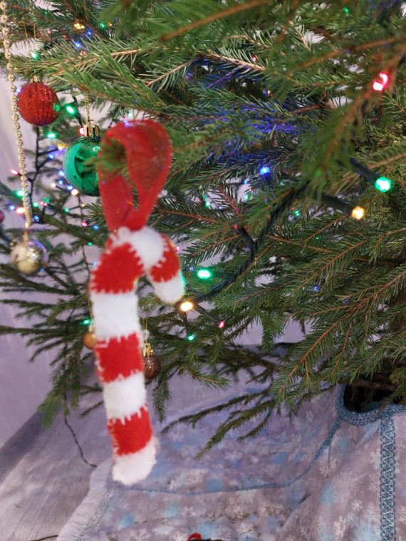 Флешмобы: Елочка-елка, лесной аромат...