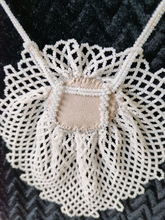 Альбом пользователя tanya_savchenko: Жабо из бисера