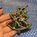 Брошь новогодняя