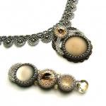 Еще немного серого цвета.