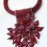 колье "Малиновое вино"