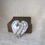 Лебедь белая. Серия цветущие сердца или сердечные цветы.