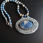 Небесный кулон