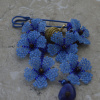 Булавка с голубыми цветочками